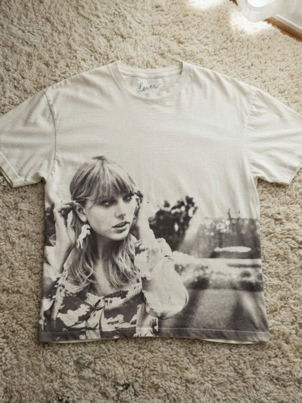 Taylor Swift Vintage Graphic Tee Cream T-Shirt